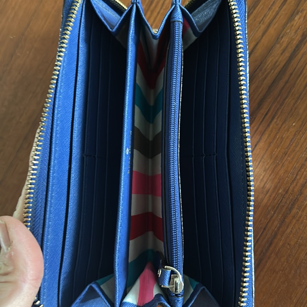 Kate Spade Wallet - Picture 4 of 5